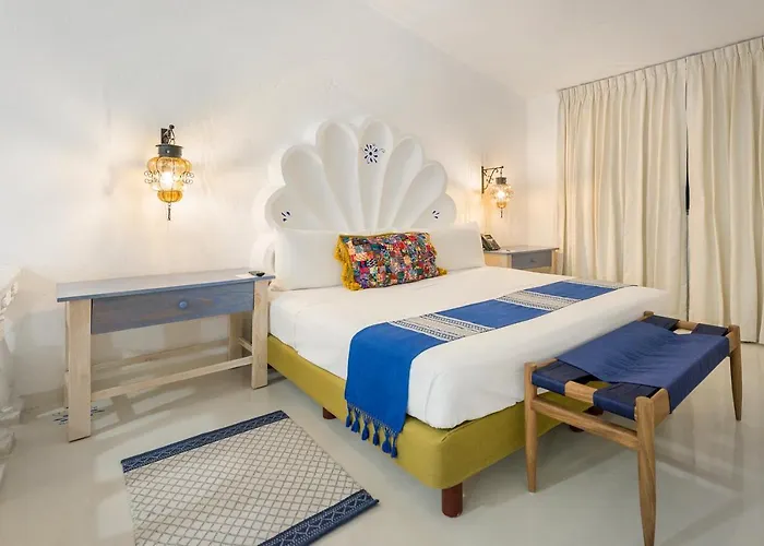 Apartahotel Mar Del Cabo Vacation Rentals 3*