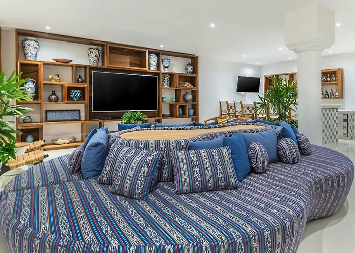 Apartahotel Mar Del Cabo Vacation Rentals